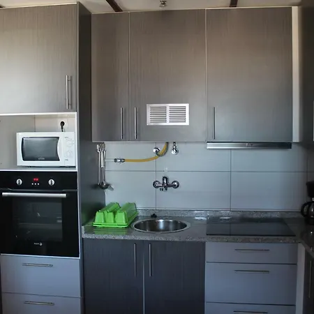 Holiday home Santos Beach House *
